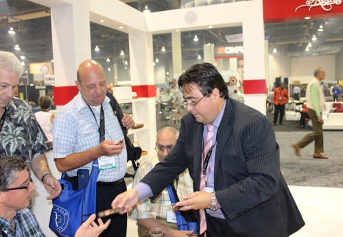 Retailers at the Boutique Blends IPCPR Booth